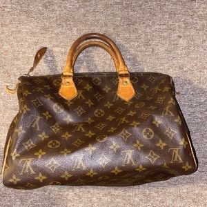 Louis Vuitton monogram speedy 30
